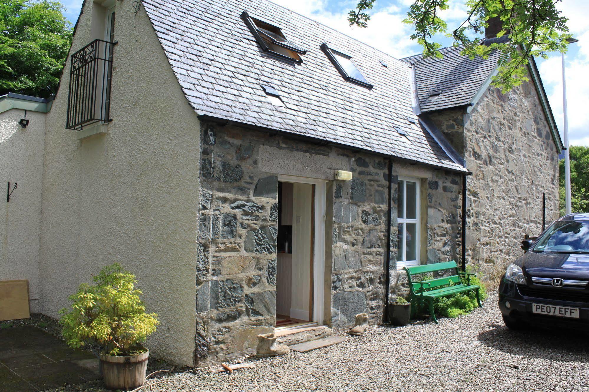 Glenalbyn Cottage Saint Fillans Exterior photo