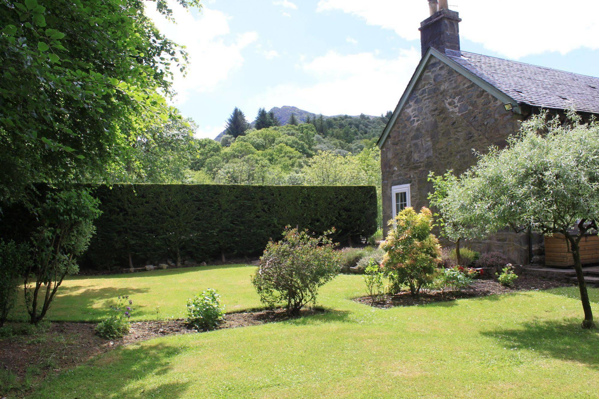 Glenalbyn Cottage Saint Fillans Exterior photo